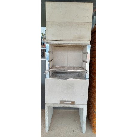 CHURRASQUEIRA PRE MOLD 65CM LISA QUADRADA PREDIAL